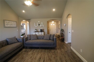 1380 General McCrae Dr, Prairie Grove, AR 72753 - photo 5