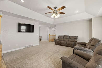 351 W Skyline Dr, Loa, UT 84747 - photo 6