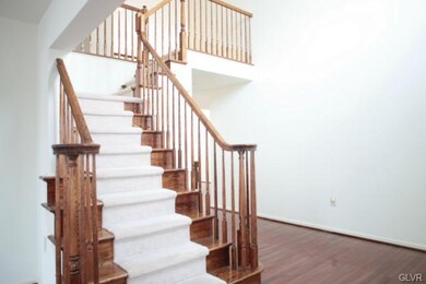 7024 Hearth Ln, Macungie, PA 18062 - photo 2