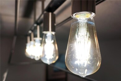 4824 Eastman Dr, Oklahoma City, OK 73122 - photo 4