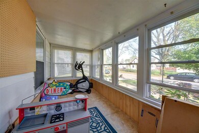 617 9th Ave SW, Cedar Rapids, IA 52404 - photo 6