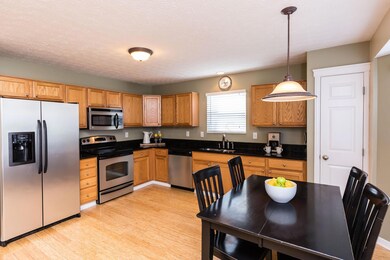 6006 Blaverly Dr, New Albany, OH 43054 - photo 3