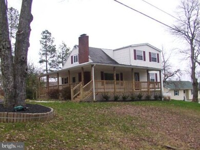19203 Mockingbird Heights Rd, Triangle, VA 22172 - photo 2