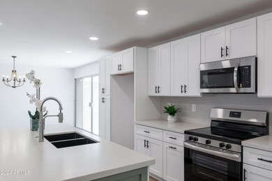 17607 N 102nd Dr, Sun City, AZ 85373 - photo 5