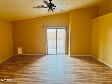 43573 W Blazen Trail unit 1, Maricopa, AZ 85138 - photo 3