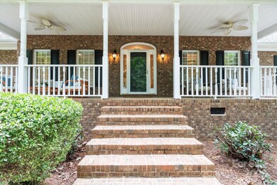 501 Colonels Ct, Clover, SC 29710 - photo 2