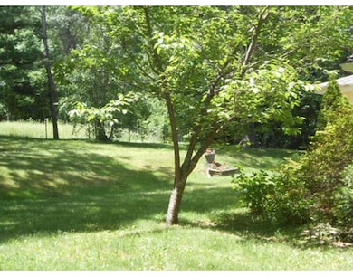 207 Clark St, Rochdale, MA 01542 - photo 5