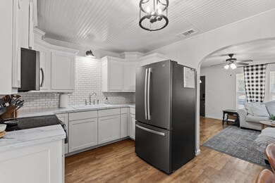 116 N Merrimac St, Weatherford, TX 76086 - photo 6