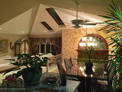 230 barbara dining