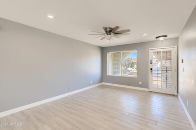 6-054067186-06 Living Room-2