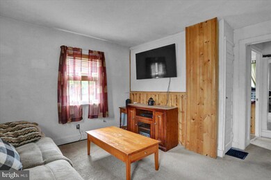 1200 Butter Ln, Reading, PA 19606 - photo 4