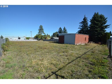 3236 G St, Hubbard, OR 97032 - photo 4