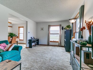 15-web-or-mls-1124 N 3rd St-21