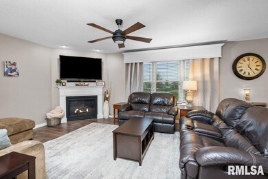 30 Nicholas Ct, Eldridge, IA 52748 - photo 7