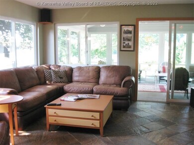 203 25th St, Dunbar, WV 25064 - photo 3