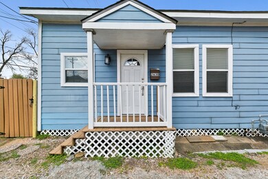 2630 Arlington St, Houston, TX 77008 - photo 4