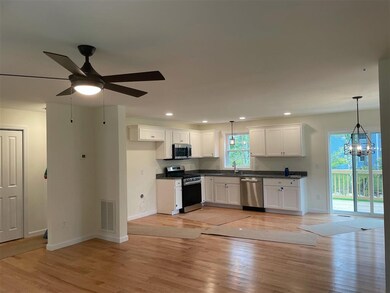 20 Ida Cir unit 310-26, Rochester, NH 03868 - photo 3