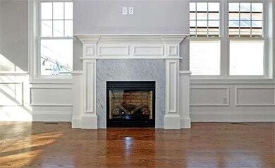 19 Taylor St, Boston, MA 02122 - photo 5