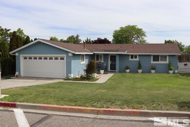 1445 Melarkey St, Winnemucca, NV 89445 - photo 3