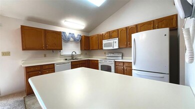 6019 Conestoga Trail, Columbus, IN 47203 - photo 5