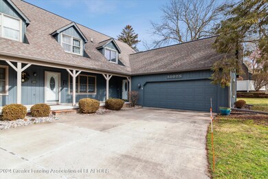 06-13075-Apple-Tree-Ln-DeWitt-MI-48820-W