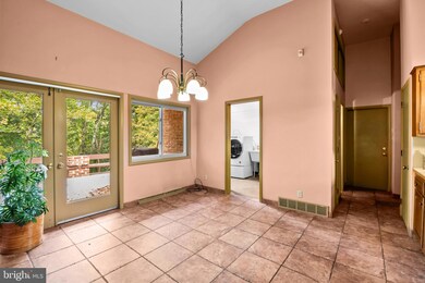 107 N Tulpehocken Rd, Reading, PA 19601 - photo 5