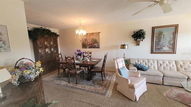 4920 Locust St NE unit 203, Saint Petersburg, FL 33703 - photo 4