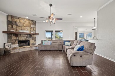 524 Woodland Park Dr, Boyd, TX 76023 - photo 5