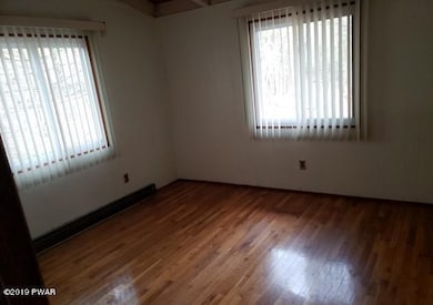 116 Heron Bay Rd, Hawley, PA 18428 - photo 5