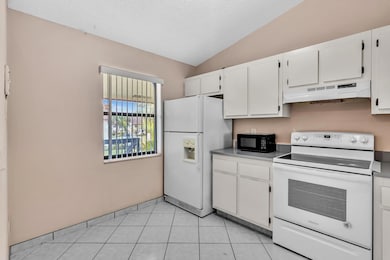 22124 Palms Way unit 2060, Boca Raton, FL 33433 - photo 5