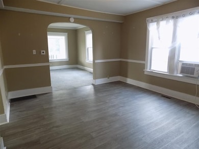 824 E Indiana Ave, Elkhart, IN 46516 - photo 5