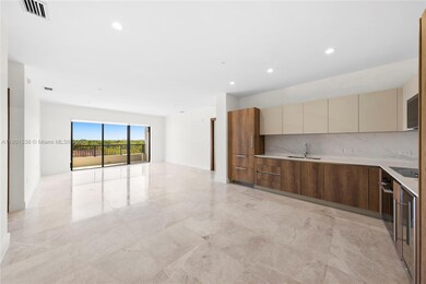 701 Valencia Ave unit 404, Coral Gables, FL 33134 - photo 3