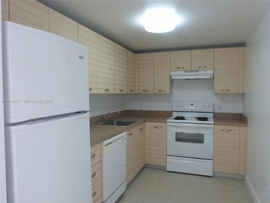 Barcelona Condos unit 902, Miami, FL 33125 - photo 2