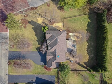 511 Fairway View Dr, Algonquin, IL 60102 - photo 3