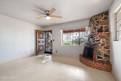 06-Living Area