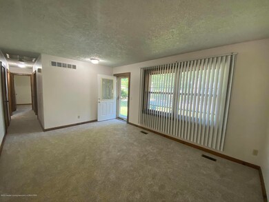 3721 Cooley Dr, Lansing, MI 48911 - photo 5