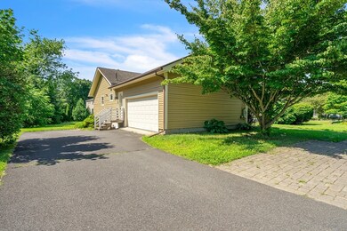 127 Pelham Rd, Amherst, MA 01002 - photo 3