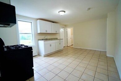 2 Lexington St, Lawrence, MA 01841 - photo 6