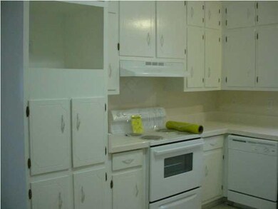 Kitchen with lots of cabinets, and new stove