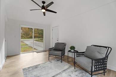 23 Floyd Rd, Derry, NH 03038 - photo 5