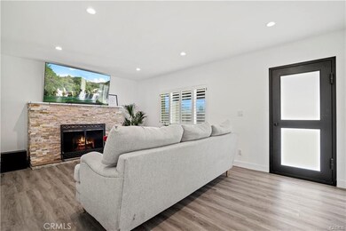 4321 Apricot Rd, Simi Valley, CA 93063 - photo 6