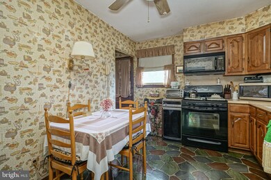 11 Delaware Ave, Sicklerville, NJ 08081 - photo 6