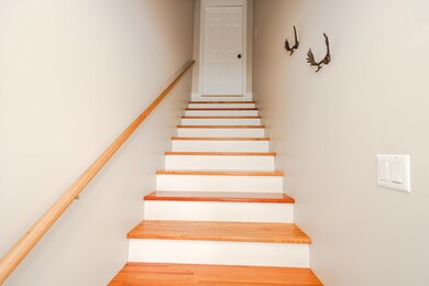 307 Circle Rd unit D004, Manchester, NH 03103 - photo 5