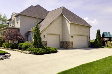 3 Car, Side Load Garage