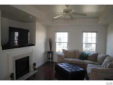 1804 Merlot Dr unit B, Easton, PA 18045 - photo 2