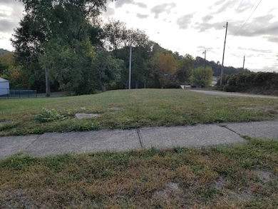 122 Kelly St, Clarksburg, WV 26301 - photo 2