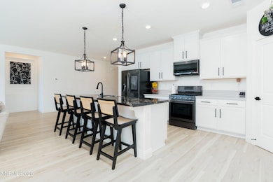 9-web-or-mls-3701 Early Dawn -9