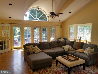 14417 Rich Branch Dr, North Potomac, MD 20878 - photo 2