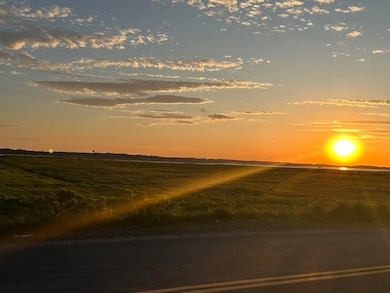 34 Old Point Rd unit Cottage, Newbury, MA 01951 - photo 2
