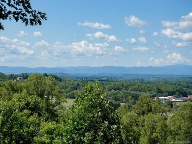 52 Timberwood Dr, Asheville, NC 28806 - photo 4